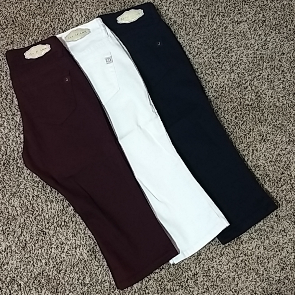 J&C Jeans Boutique capris